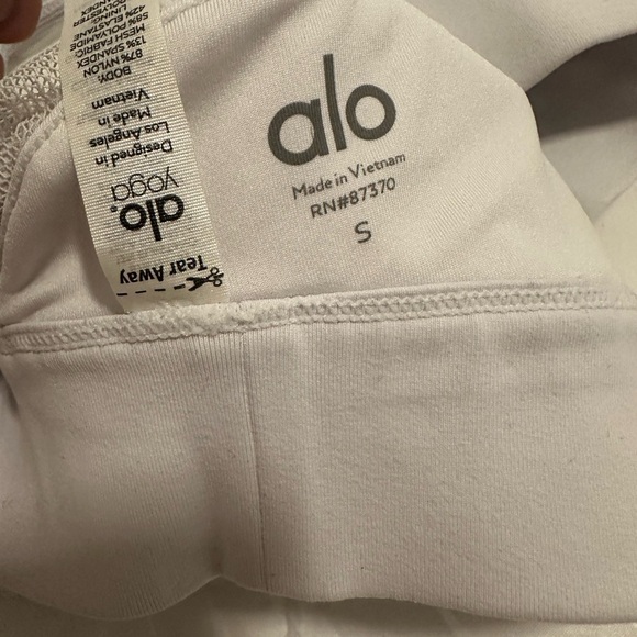 Alo - Picture 4 of 8